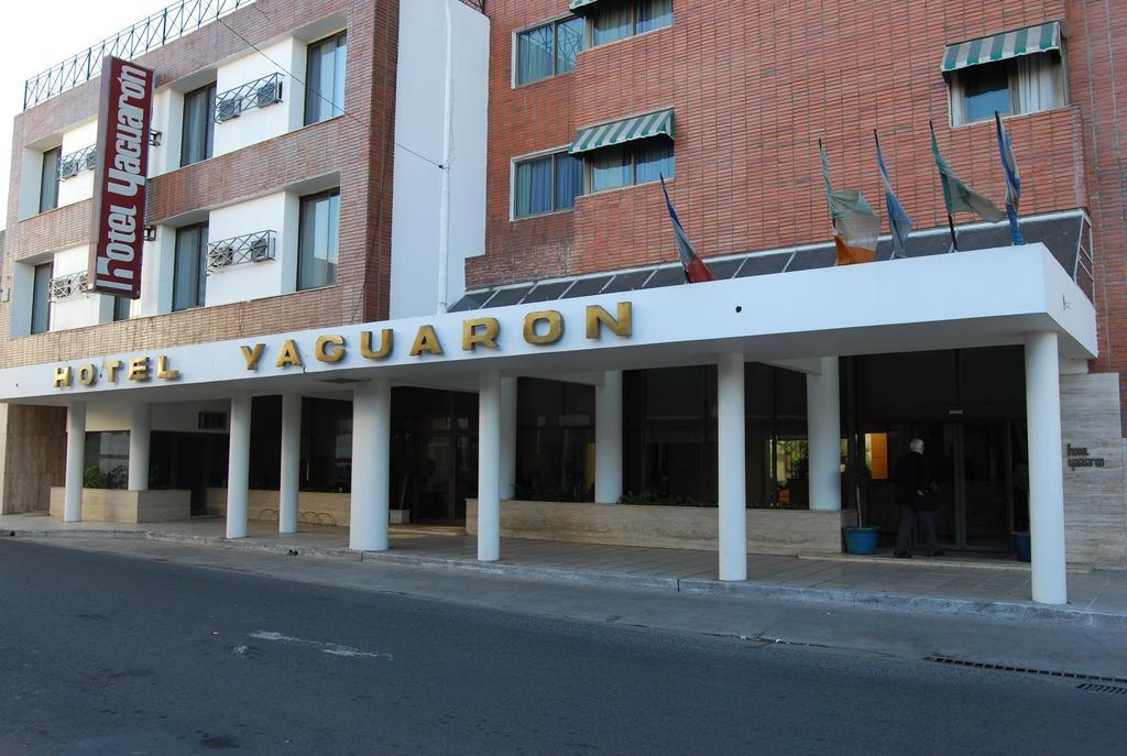Hotel Yaguaron San Nicolás de los Arroyos Exterior foto